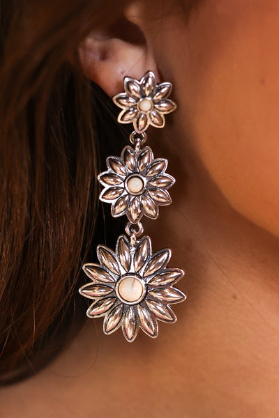 Living For The Glam Floral Earrings with Cream Stones