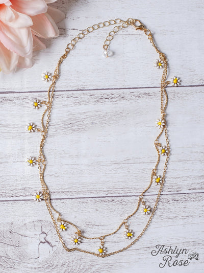 Gilded Blooms: Embrace Spring with the Gold Daisy Pendant Necklace