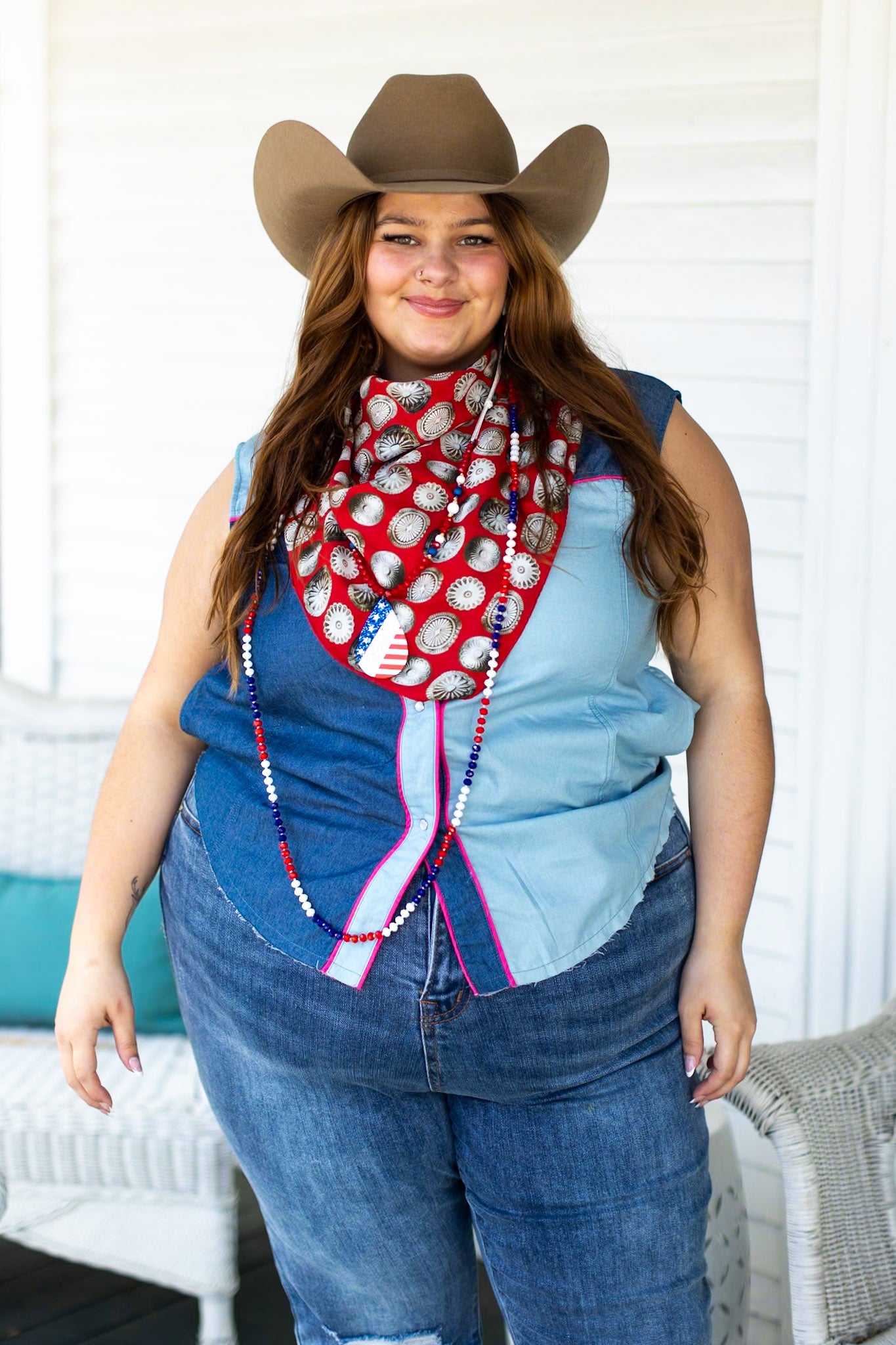 Sleeveless Pearl Snap Western Shirt – Southern Grace Wholesale