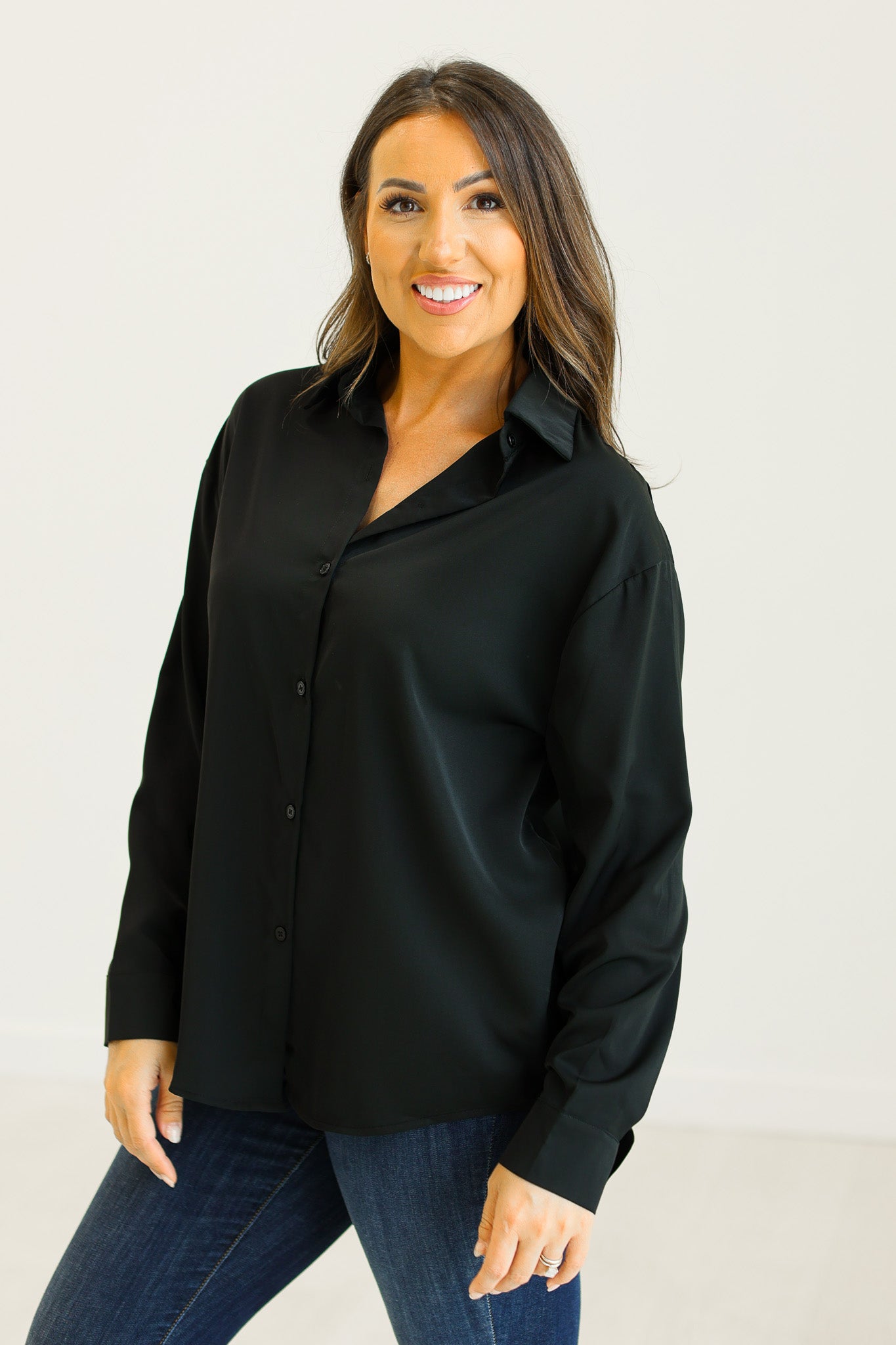 Kathryn Classic Button-Up, Black