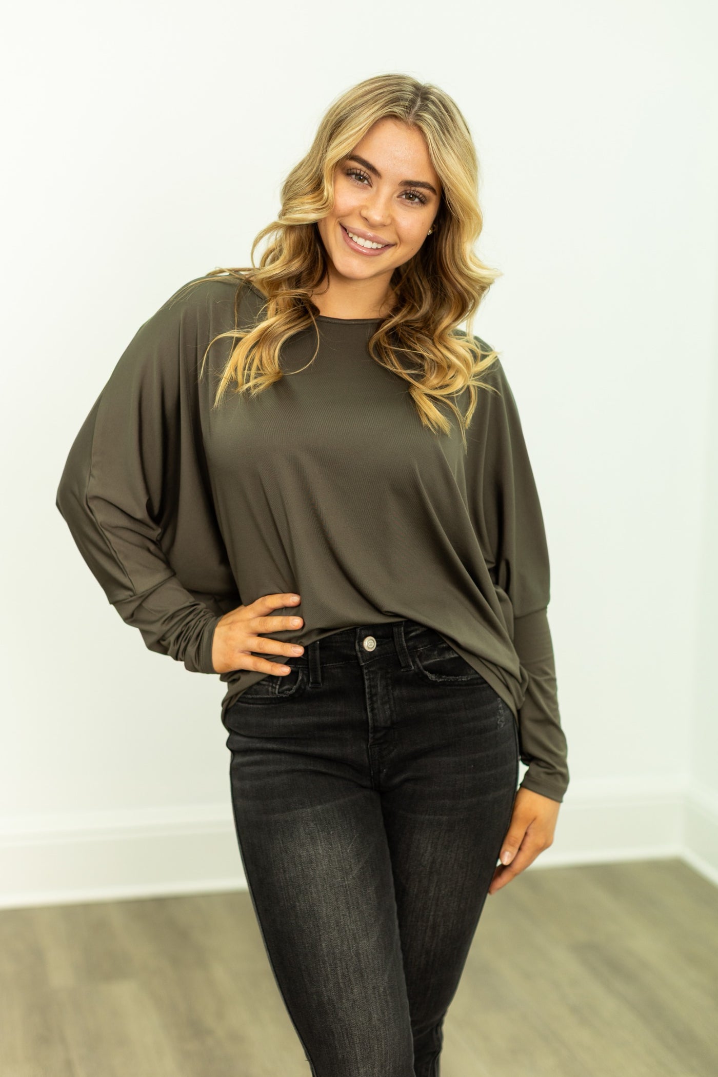 Long-sleeve Crewneck, Olive