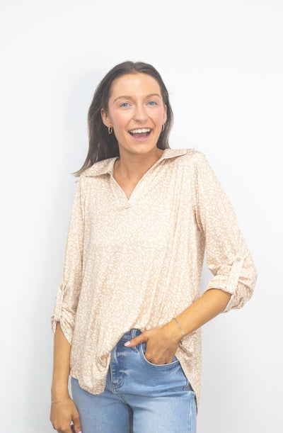 Gemma V-Neck Top, Tan Leopard