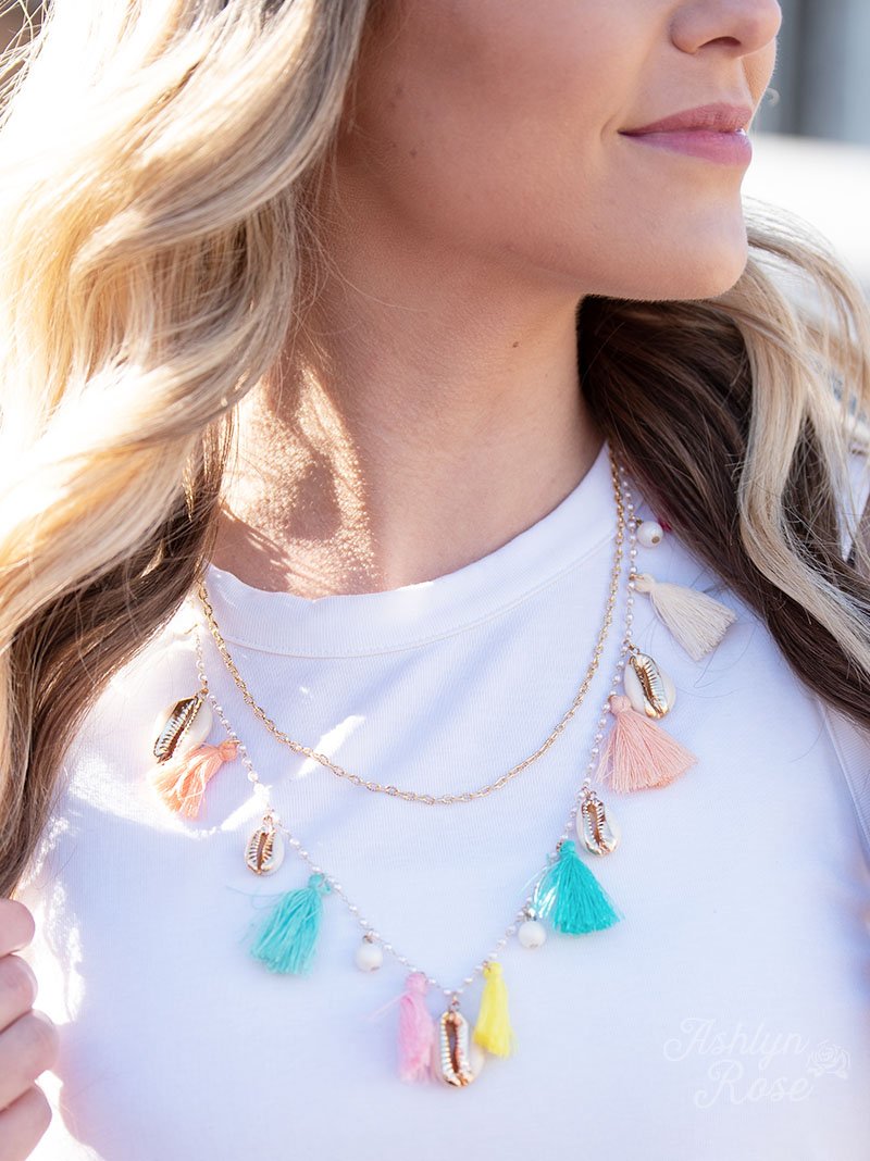 Happy as a Clam Chain Necklace with Shells & Multicolor Tassels