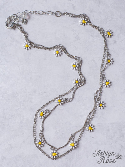 MY ONLY SUNSHINE SILVER DAISY PENDANT DOUBLE CHAIN NECKLACE