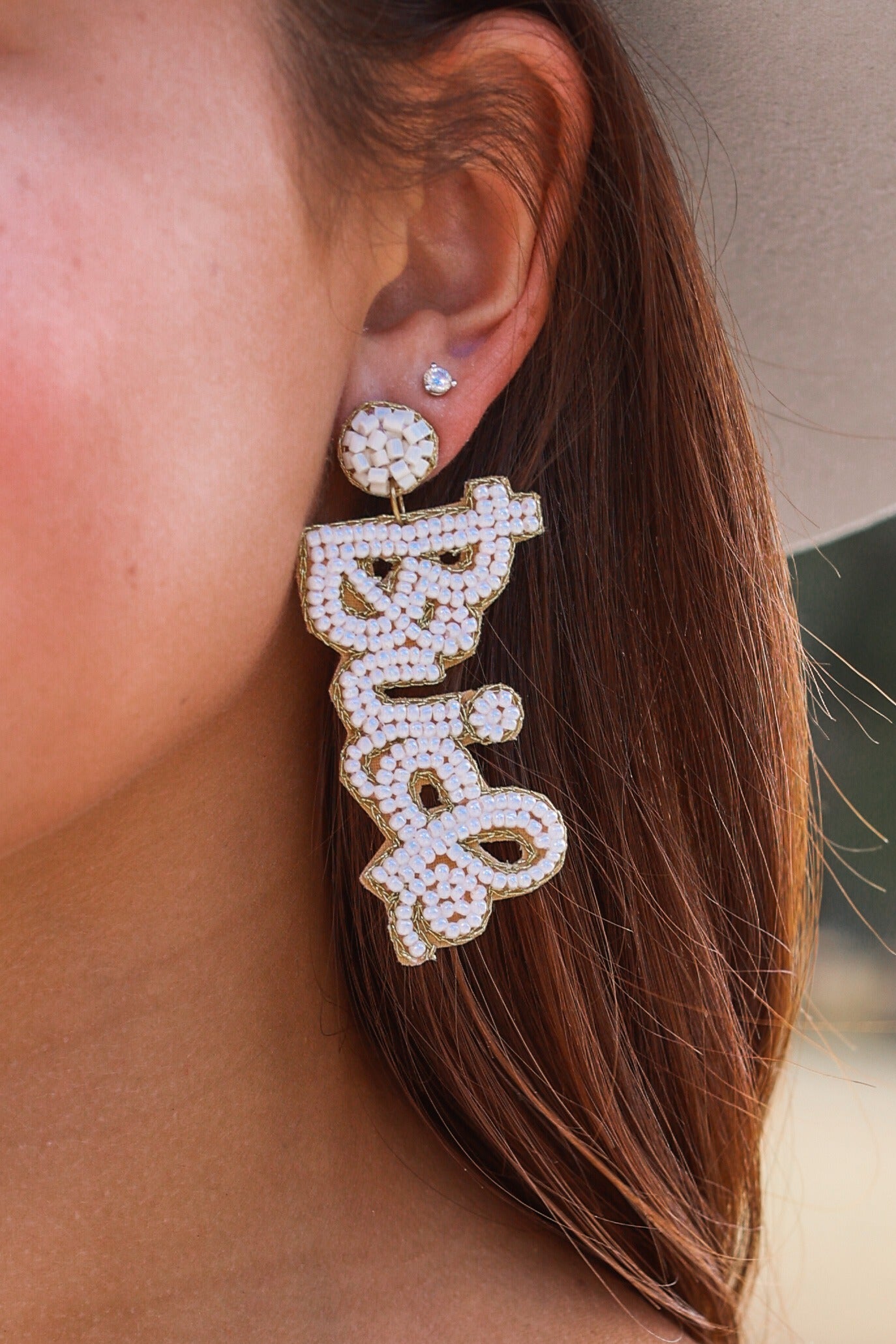 Here comes the bride! white and gold beaded earrings
