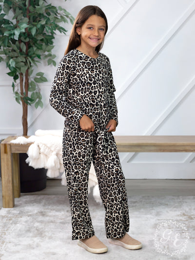 Girls Grrracefully Comfortable Leopard Matching Set with Tie Knot